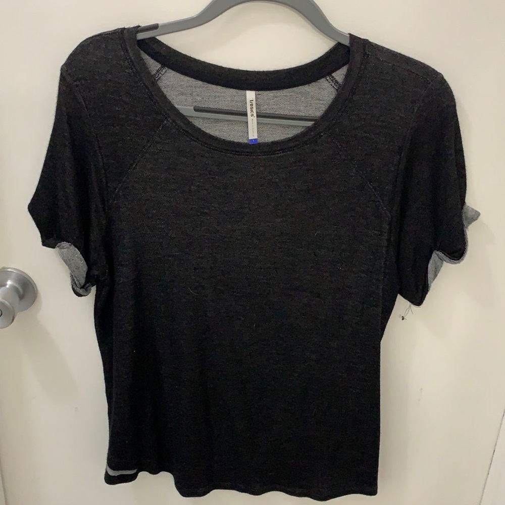 Tresics soft large light sweatshirt top